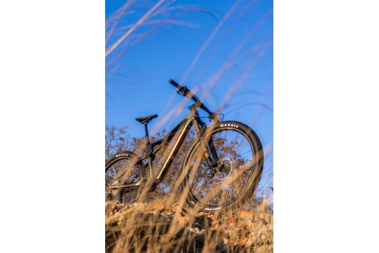 BICICLETA MONTAÑA DOBLE SUSPENSIÓN ORBEA OIZ M10 2023 - Imagen 5