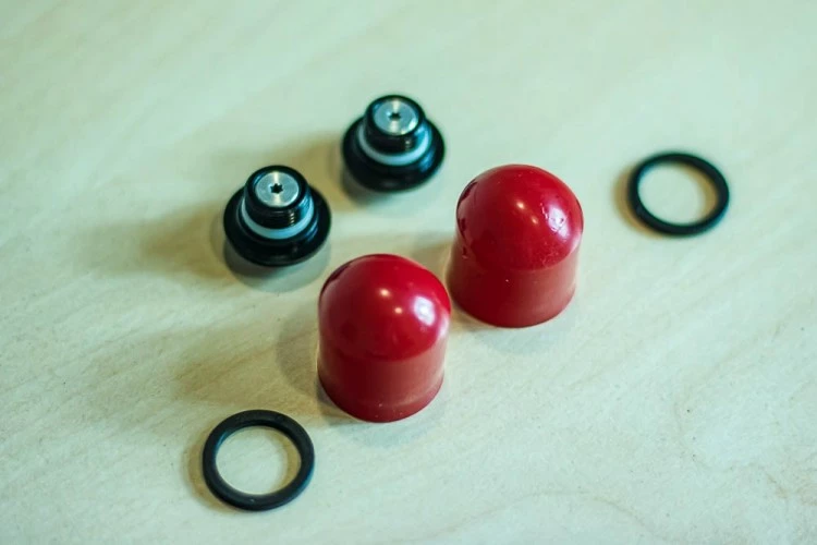 KIT PURGADORES AIRE PARA HORQUILLAS FOX 36/38/40 - Imagen 2